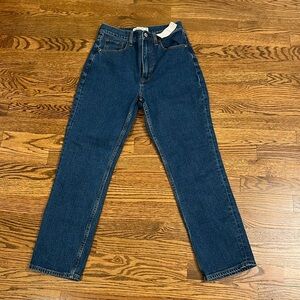 Abercrombie and fitch ankle straight ultra high rise jeans size 2 curve love